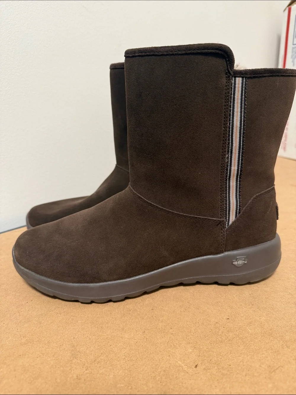 Women's SKECHERS ON THE GO JOY CADET Brown Boots Suede Leather 15526, size 9.5